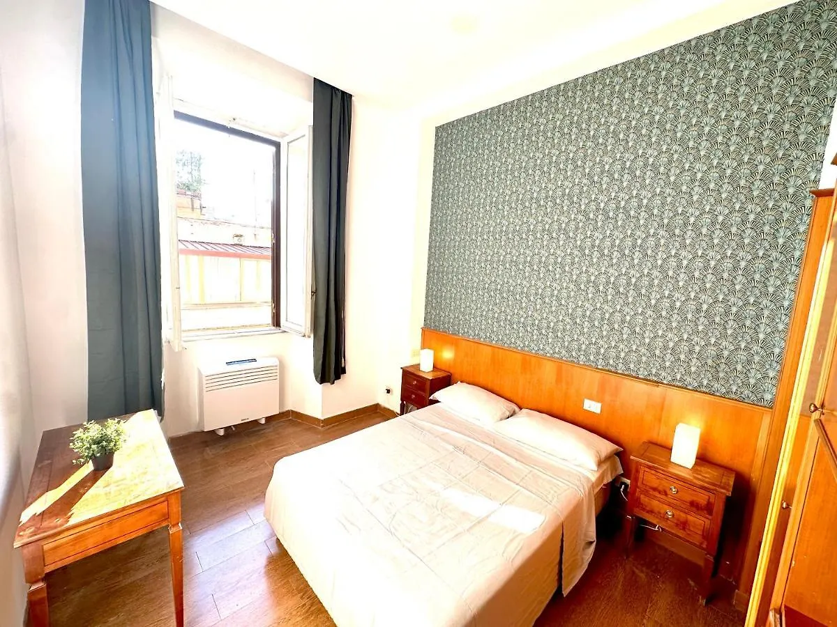 Trevi Romantic Alcova